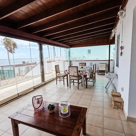 别墅 Gran Marina Beachfront By Holidays *
